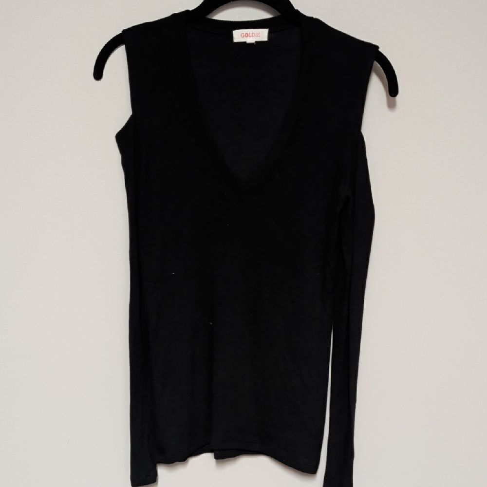 Goldie Black V-Neck Long Sleeve Top